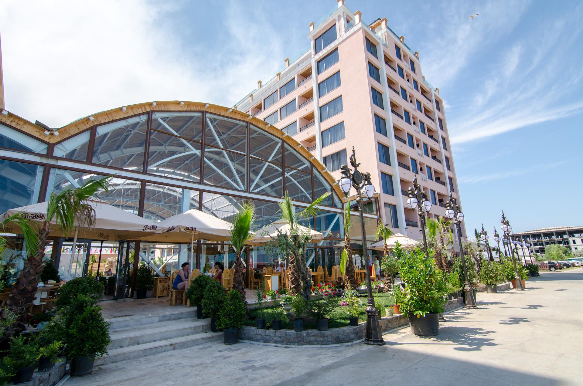 Phoenicia Royal Hotel Нэводари Экстерьер фото